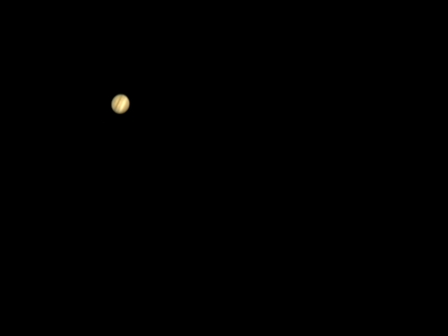 Jupiter I.bmp -       J�PITER      * Fecha:   27-07-2007     * Lugar:   Pozuelo de Alarc�n (Madrid)     * Telescopio:   Celestron C6-N 150/750     * Montura:   CG4     * C�mara:   Webcam Toucam pro-2 sin modificar     * M�todo:   Foco primario + lente barlow(2x)     * Procesado:   Video de 200 s. (1000   frames) tomado con QCFocus y procesado con RegiStax y Photoshop     * Visibilidad:   Regular   
